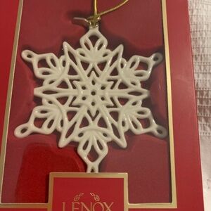 Lenox Snowflake ornament